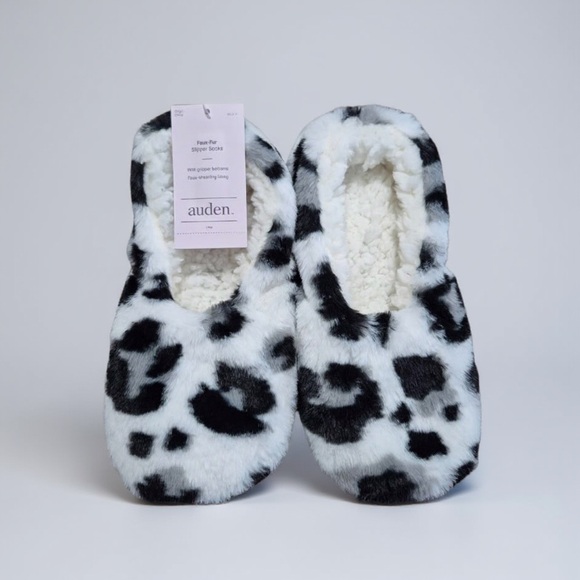 Auden Shoes - Auden Faux Fur Leopard Print Slipper Socks Women's Size S/M 6-7 NWT